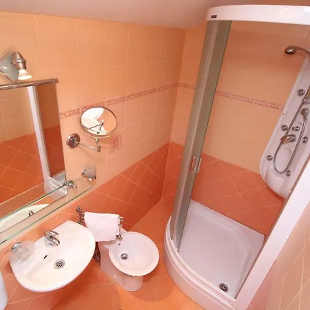 Ivona 6 Apartment Novi Vinodolski