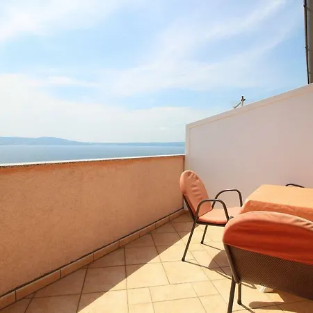 Ivona 6 Apartment Novi Vinodolski