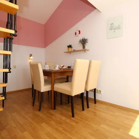 Ivona 6 Apartment